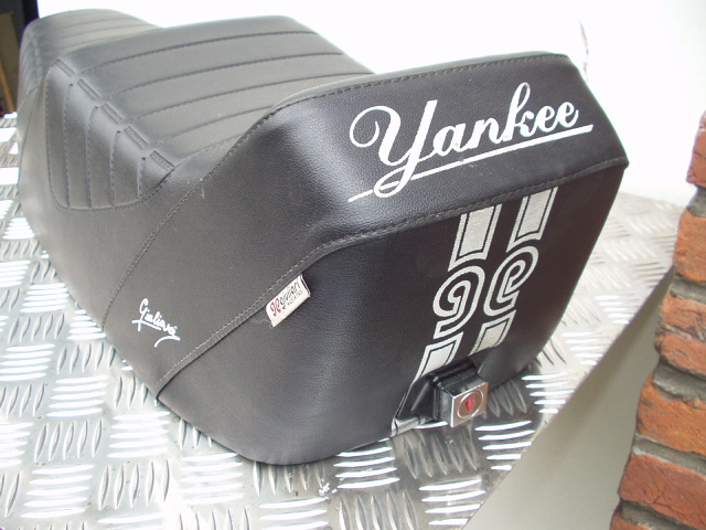 PX Guiliari Yankee accessory seat.jpg