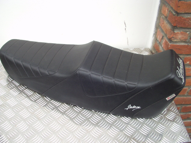 PX Guiliari Yankee accessory seat 2.jpg