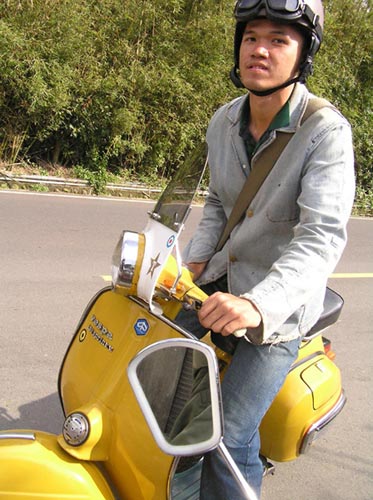 me-vespa2.jpg